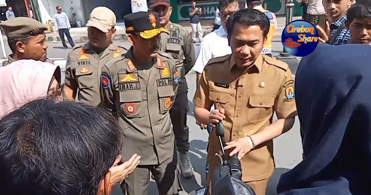 Penertiban PKL Kawasan Trusmi