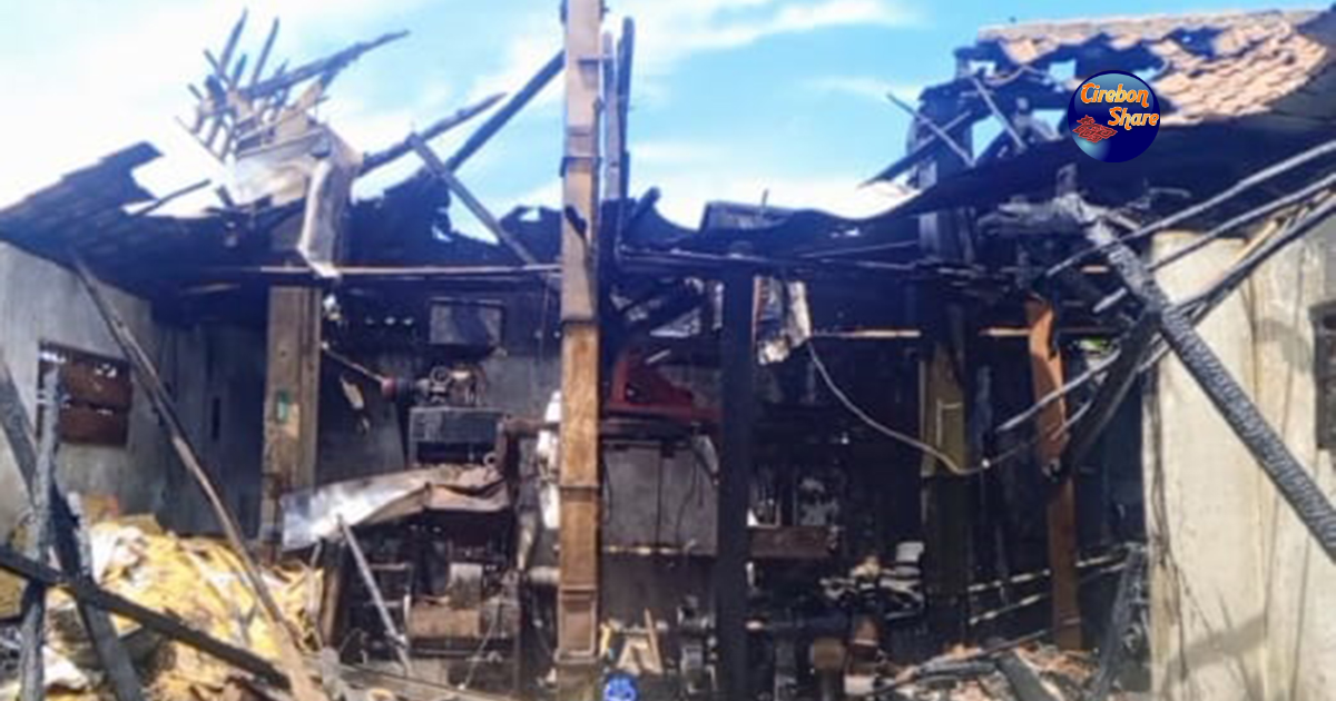 Kebakaran Gudang Beras Kuningan