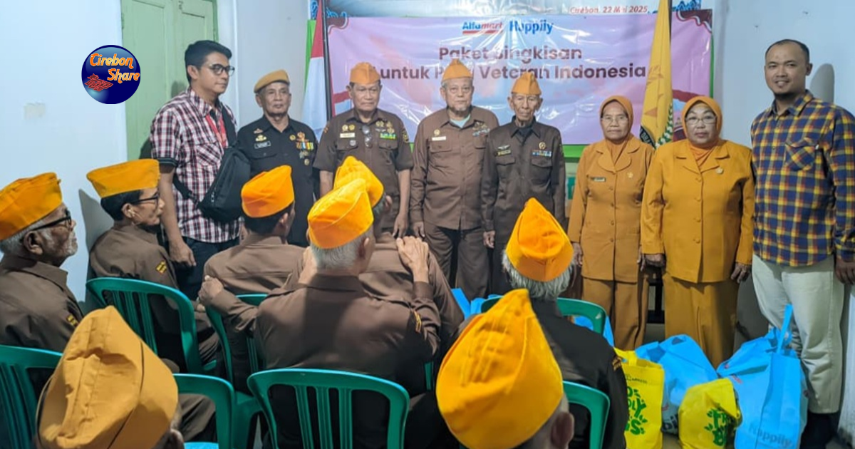 Alfamart salurkan bantuan sembako untuk veteran