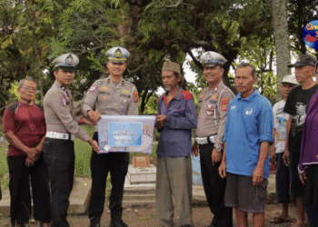 Penggali Kubur di Majalengka
