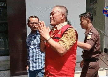 Kesehatan Nashrudin Azis kembali menjadi sorotan setelah kuasa hukumnya