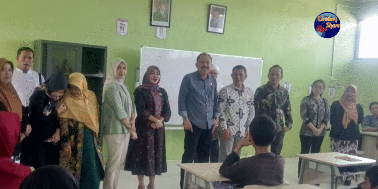 Sekolah Rakyat Kota Cirebon kembali menjadi perhatian publik setelah Komisi III DPRD Kota Cirebon melakukan peninjauan langsung ke lokasi