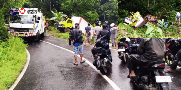 truk terperosok ke jurang