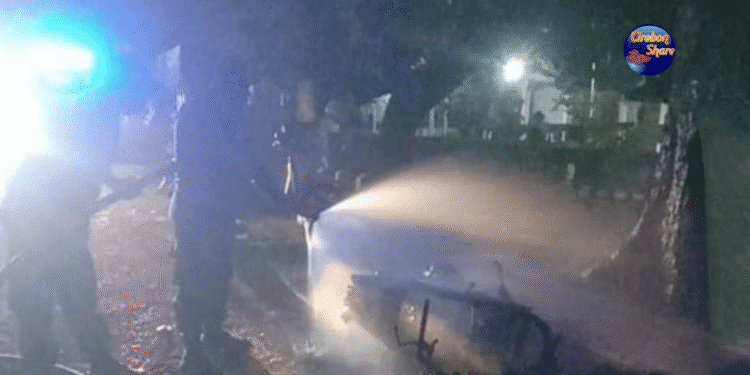 Skutmetik Warga Junjang Terbakar di Klangenan