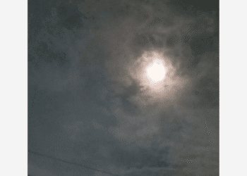 Supermoon Terlihat di Kuningan pada Rabu malam