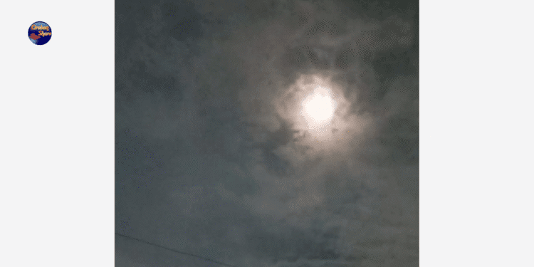 Supermoon Terlihat di Kuningan pada Rabu malam