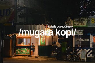Mugara Kopi Cirebon menghadirkan tempat nongkrong nyaman dengan pilihan kopi, donat kampung, dan bomboloni yang cocok untuk bersantai.