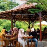 Remesan Cumi Kuningan tempat makan asri untuk quality time